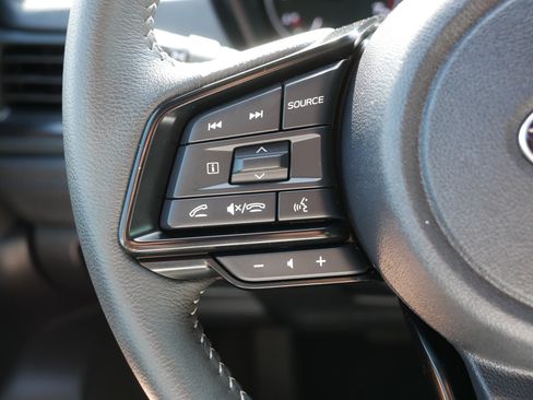 Certified 2025 Subaru Forester Premium AWD/4WD image 31