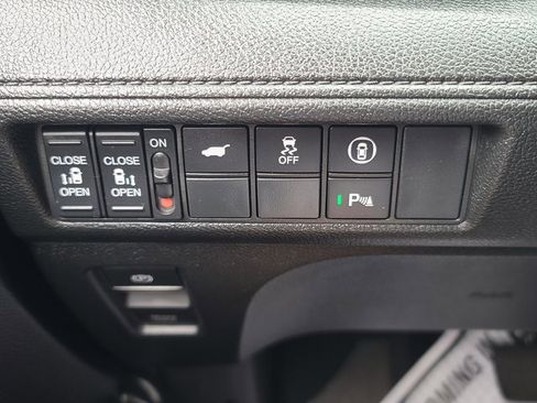 Used 2023 Honda Odyssey Touring image 27