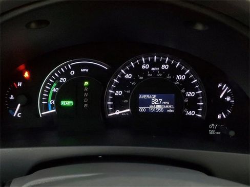 Used 2011 Toyota Camry Hybrid image 13