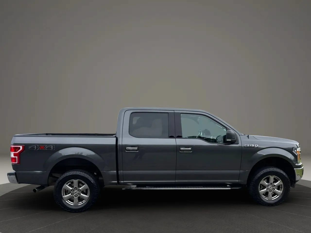 Used 2020 Ford F150 XLT w/ Equipment Group 302A Luxury AWD/4WD image 7