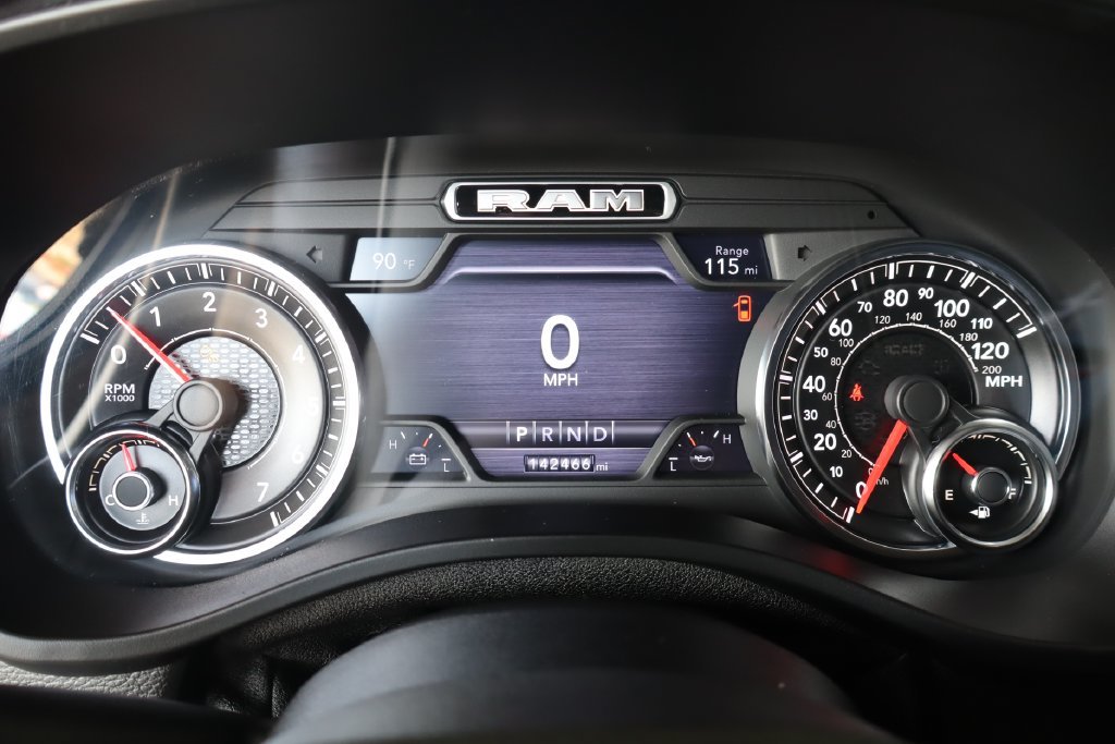 Used 2019 RAM 1500 Laramie AWD/4WD image 21