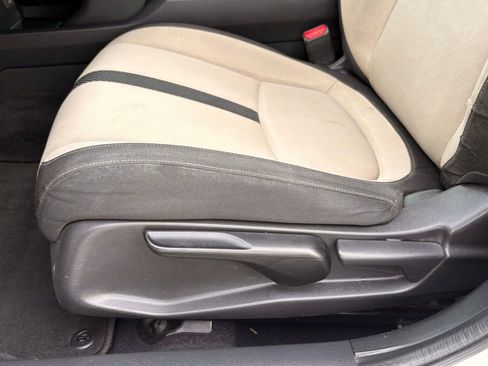 Used 2017 Honda Civic EX image 26