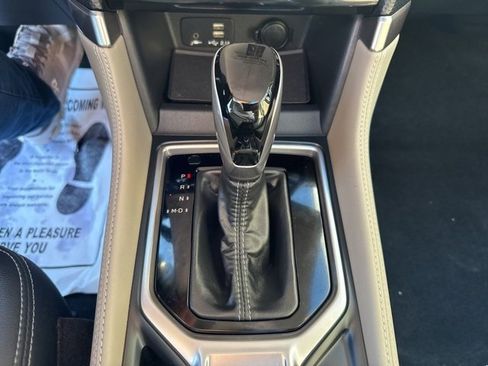 Used 2023 Subaru Forester Limited image 41