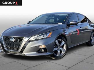 Used 2022 Nissan Altima 2.5 SL video 1