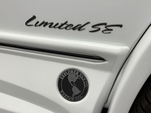 New 2025 GMC Savana 2500 Extended w/ Driver Convenience Package image 18