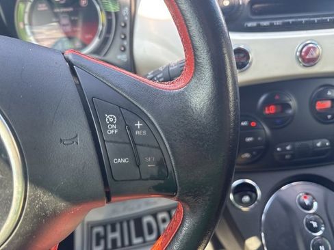 Used 2015 FIAT 500 e w/ Esport Package image 13