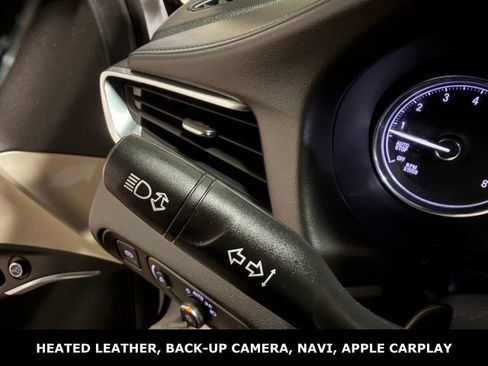 Used 2019 Buick Enclave Essence image 37