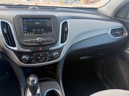 Used 2019 Chevrolet Equinox LS image 13