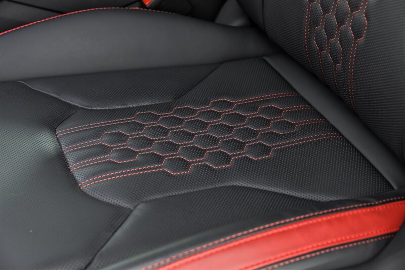 Used 2023 Lamborghini Urus S AWD/4WD image 30