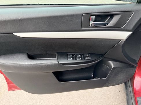 Used 2013 Subaru Outback 2.5i Premium image 11