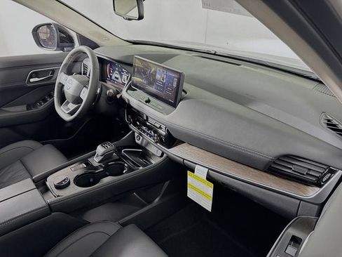 New 2026 Nissan Rogue Platinum AWD/4WD image 26