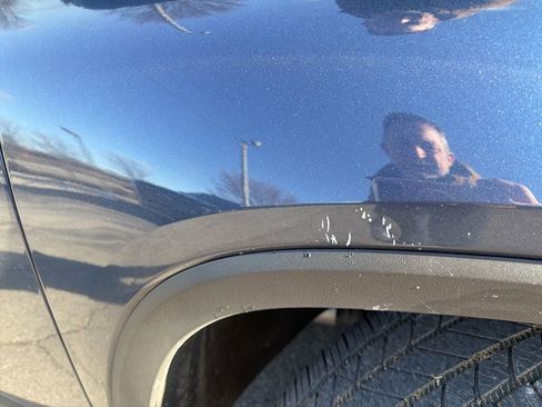 Used 2022 Chevrolet Traverse LS image 20