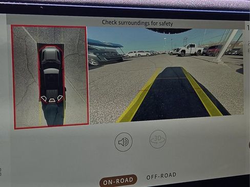 Used 2022 Land Rover Defender 110 S image 28