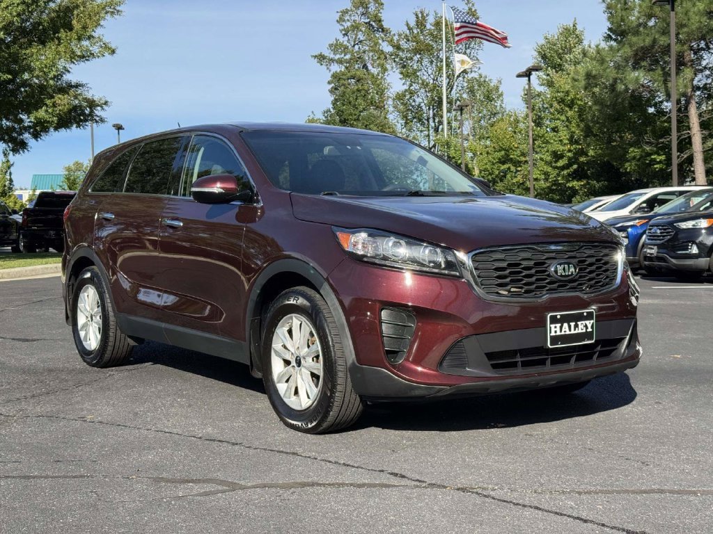 Used 2019 Kia Sorento FWD image 2