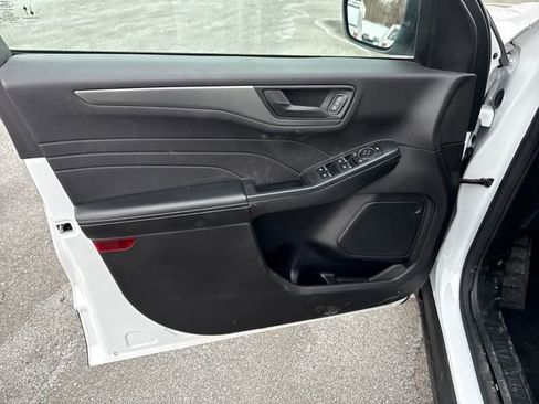 Used 2023 Ford Escape Active image 18