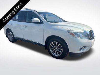 Used 2014 Nissan Pathfinder SL w/ SL Tech Package