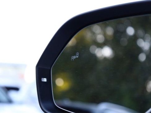 New 2026 Volkswagen Atlas Cross Sport SE image 19