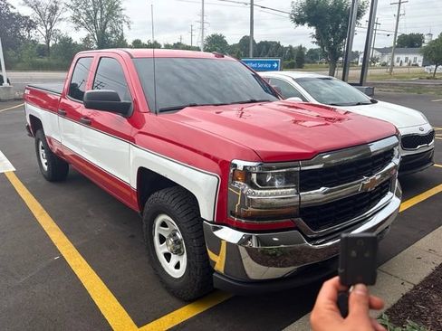 Used 2018 Chevrolet Silverado 1500 LS w/ Trailering Package AWD/4WD image 2