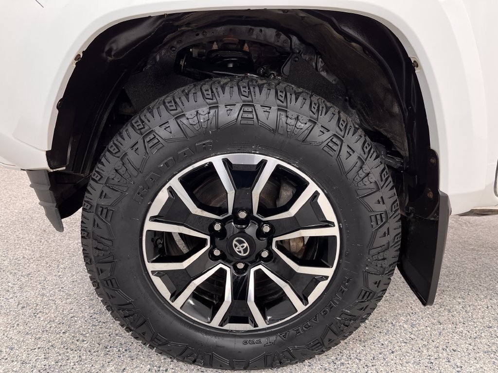 Used 2023 Toyota Tacoma TRD Sport w/ Advanced Technology Package AWD/4WD image 30
