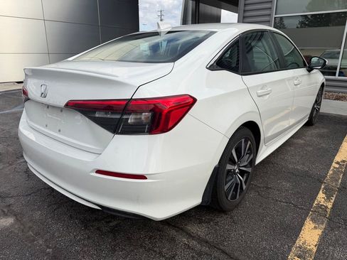 Used 2023 Honda Civic EX image 5