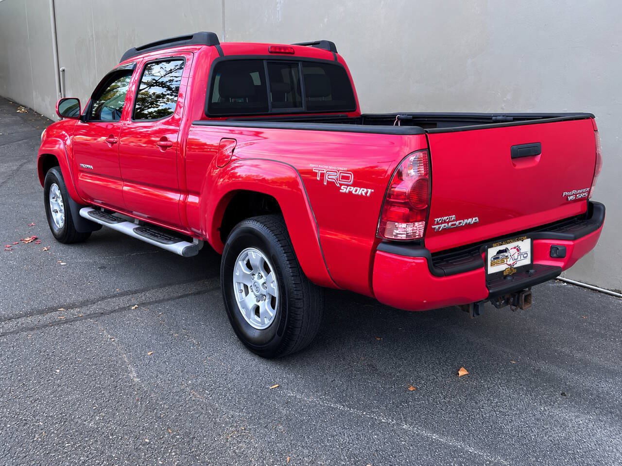 Used 2005 Toyota Tacoma PreRunner w/ TRD Sport Pkg #4 RWD image 4