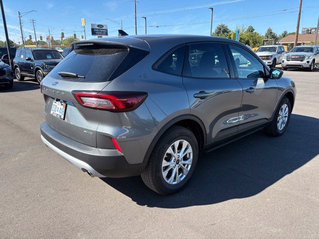 Used 2025 Ford Escape Active AWD/4WD image 7