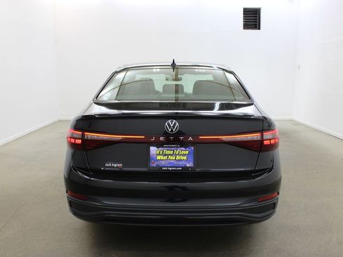 New 2026 Volkswagen Jetta Sport image 4