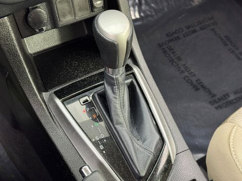 Used 2016 Toyota Corolla LE image 26