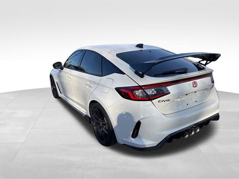 Used 2025 Honda Civic Type R image 6