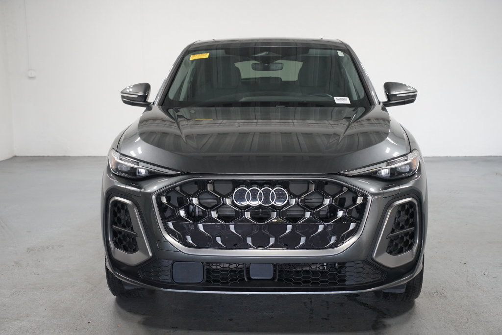 Used 2025 Audi Q5 Premium Plus AWD/4WD image 2