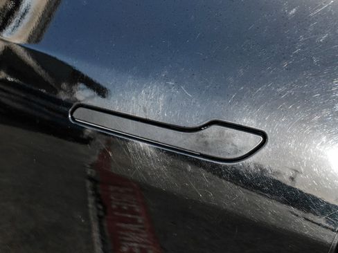 Used 2020 Tesla Model Y Long Range image 36