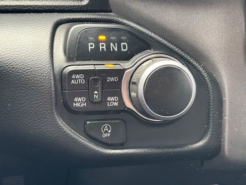 Used 2021 RAM 1500 Big Horn AWD/4WD image 6