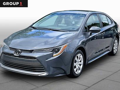 Certified 2025 Toyota Corolla LE w/ Convenience Package