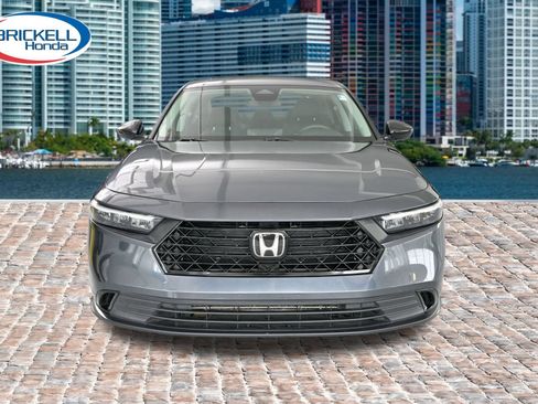 Used 2025 Honda Accord SE image 2
