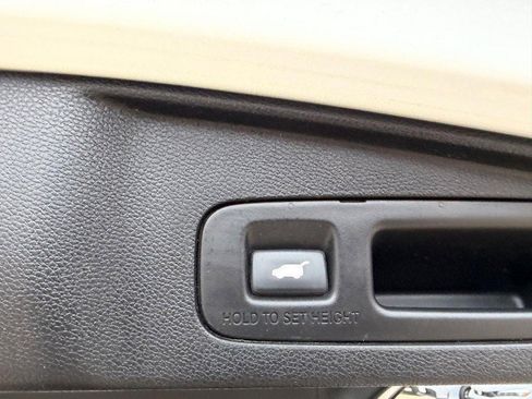 Used 2020 Honda CR-V Touring image 5