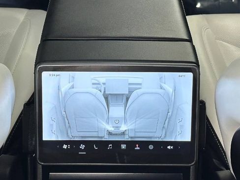 Used 2026 Tesla Model Y Long Range AWD/4WD image 35