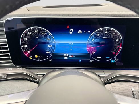 New 2026 Mercedes-Benz GLS 580 4MATIC image 33