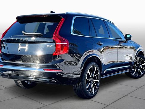 Certified 2024 Volvo XC90 B6 Ultimate w/ Protection Package Premier image 12