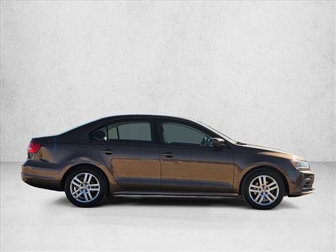 Used 2015 Volkswagen Jetta S FWD image 4