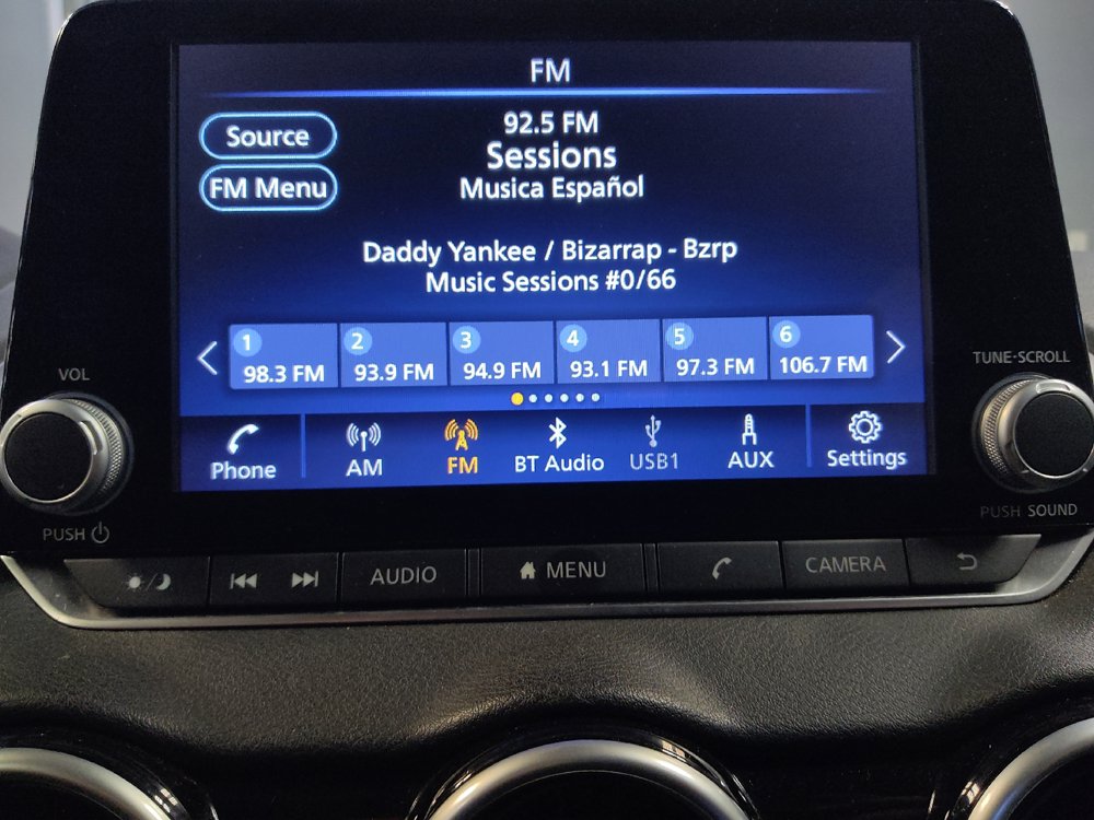 Used 2024 Nissan Sentra SV FWD image 25