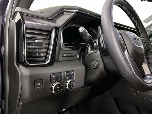 New 2025 GMC Sierra 1500 Denali Ultimate image 18