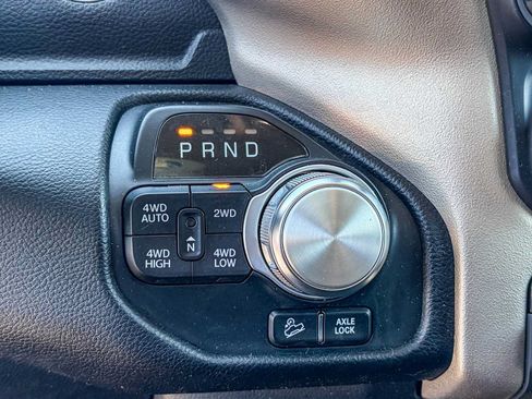 Used 2022 RAM 1500 Laramie w/ Off Road Group AWD/4WD image 18