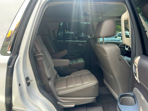 Used 2018 GMC Yukon Denali w/ Denali Ultimate Package AWD/4WD image 18