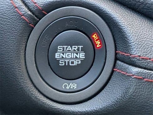 Used 2023 Dodge Durango GT image 34