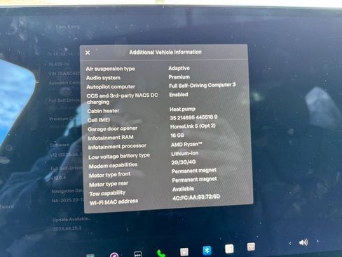 Used 2023 Tesla Model X image 11