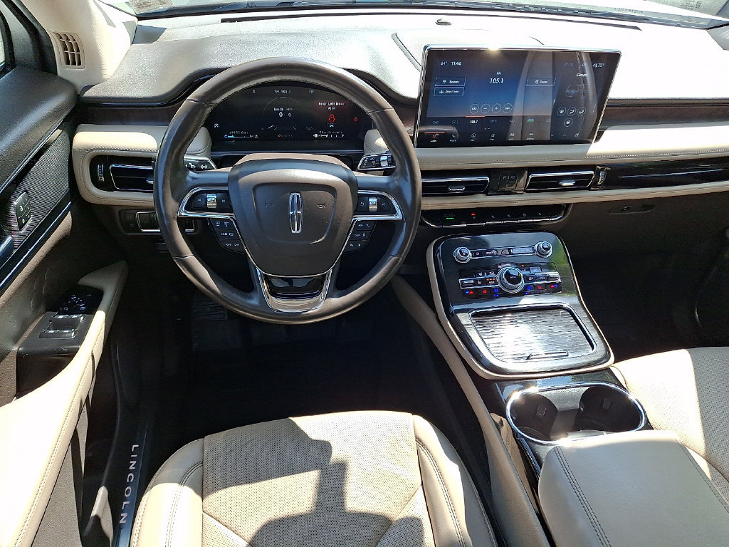 Certified 2023 Lincoln Nautilus Reserve AWD/4WD image 2