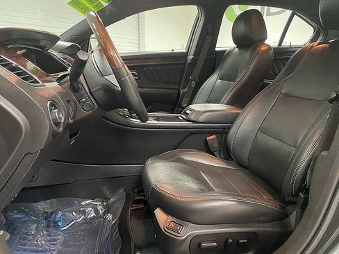 Used 2017 Ford Taurus Limited w/ Driver Assist Package image 14