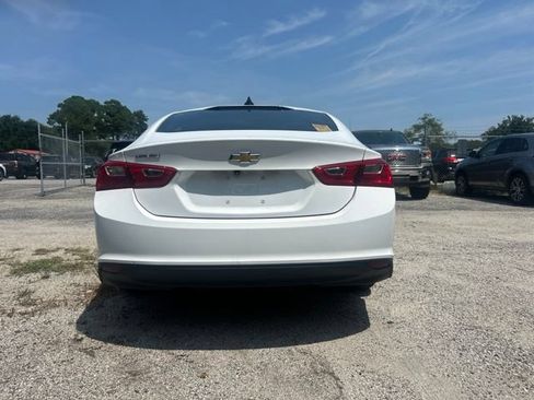 Used 2023 Chevrolet Malibu LS FWD image 4