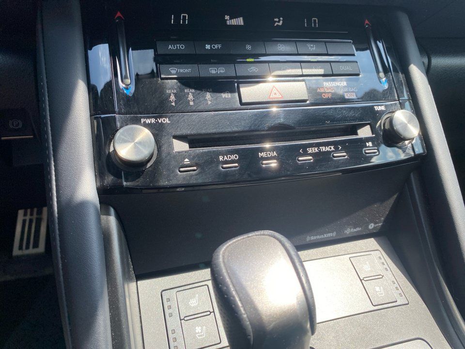 Used 2021 Lexus IS 350 F Sport w/ Accessory Package 2 AWD/4WD image 22
