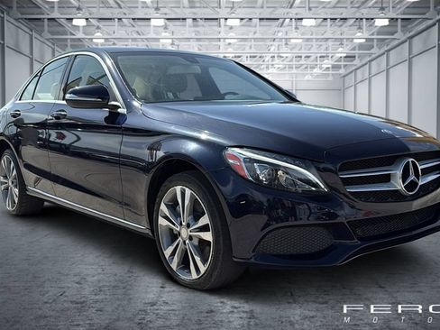 Used 2015 Mercedes-Benz C 300 4MATIC Sedan image 7